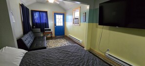 1 bedroom, WiFi - Studio Cabins - Delightful studio cabins located at Outrigger Resort sleep 4! 1/4 mile away from Indiana Beach Amusement Park. These cabins have options featuring two (2) queen beds OR one (1) queen and one (1) futon. 350-450 square feet. All studio (Monticello)
