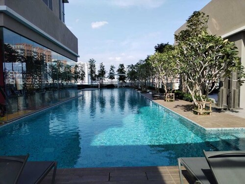 New 3-bedroom condo with 600 sq ft terrace viewing Kuala Lumpur City,