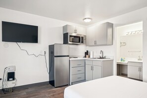 Desk, iron/ironing board, travel crib, free WiFi