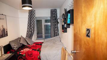 Dormitório compartilhado, 1 quarto, sacada | 1 quarto