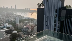 Ngoại thất