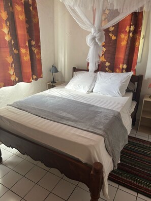 3 bedrooms, iron/ironing board, travel crib, free WiFi