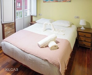 3 bedrooms, WiFi, bed sheets