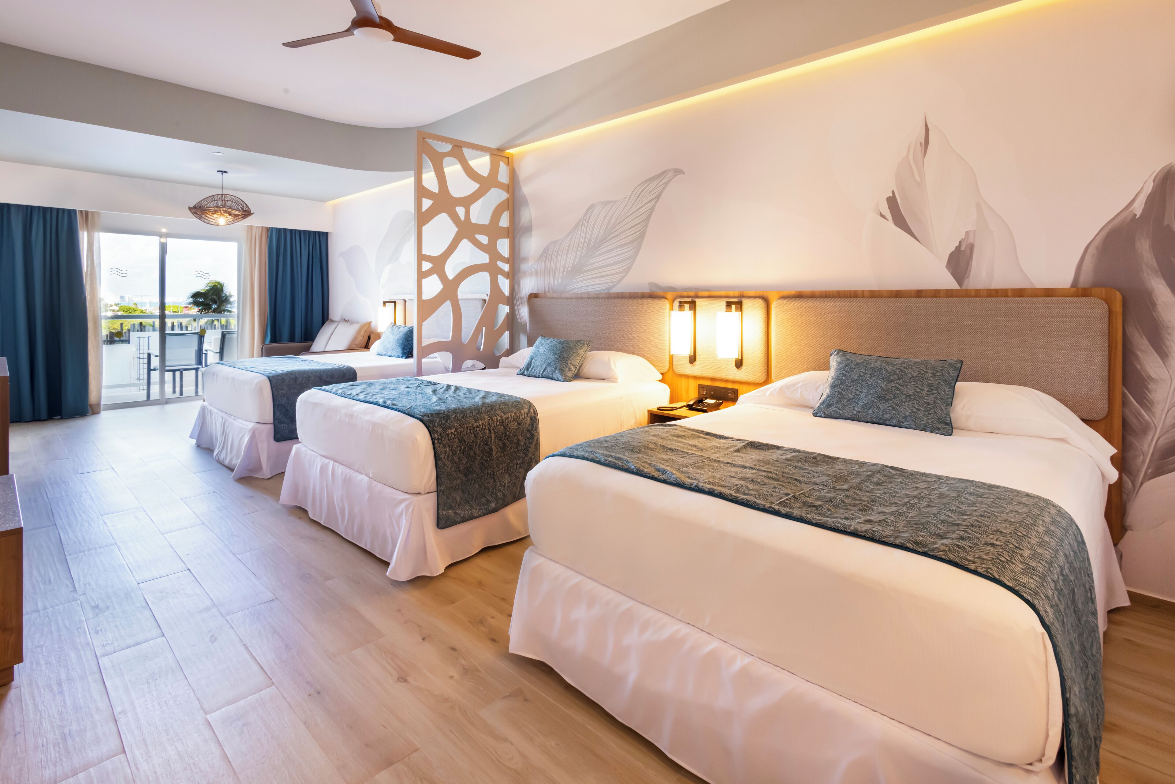 Minibar, safe på rommet, individuelt dekorert og individuelt innredet