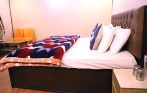 Habitación superior, vistas a la montaña | Wifi gratis y ropa de cama