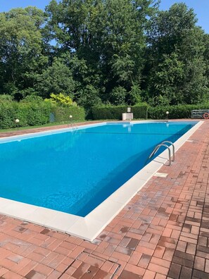 Piscina all'aperto