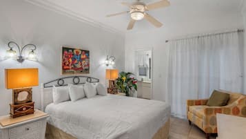 2 makuuhuonetta, tallelokero huoneessa, silitysrauta/-lauta, Wi-Fi