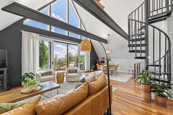 Smart TV, video games