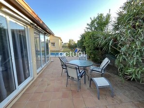 Outdoor dining - Detached house in Calonge with private pool and parking (Calonge)
