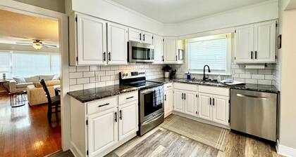 This house is a 4 bedroom(s), 2 bathrooms, located in Marion, IN.