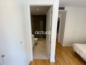 Bathroom - Modern duplex with garden, pool and WiFi in Platja d'Aro (Platja d'Aro)