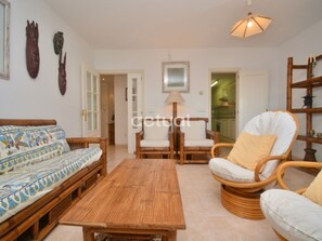 TV - Ground Floor Apartment S'Agaró with Terrace and Pool (S'Agaró)