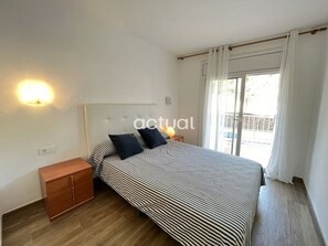 2 bedrooms - Apartment 450m from the beach with parking, 2 bedrooms (Platja d'Aro)