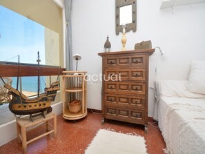 2 bedrooms, free WiFi