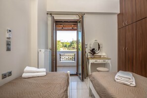 Room - Pool villa in the center of Northern Crete (Dafni)