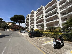 Exterior - Lovely apt 4 min to beach & center, terrace, parking (Platja d'Aro)