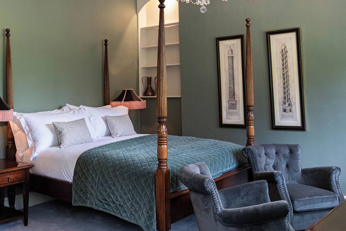 Classic Double or Twin Room | Premium bedding, desk, WiFi (free), bed sheets