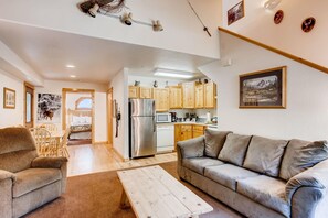Appart'hôtel, plusieurs lits (Apartment) | Coin séjour