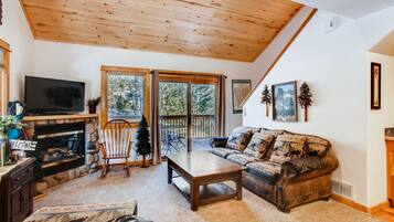 Condo, Multiple Beds (Apartment) | Living area