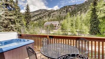 Condo, Multiple Beds (Apartment) | Outdoor dining