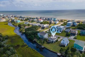 Exterior - 3BR beach house with cozy amenities for 8! (Oak Island)