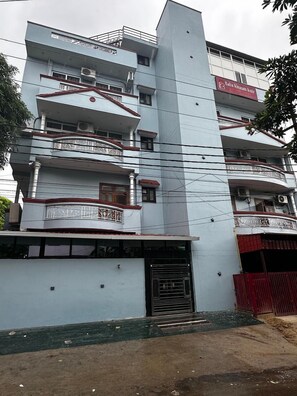 Front of property - Hotel Baba Kinaram Kutir (Varanasi)