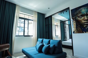 Televisión de pantalla plana de 50 pulgadas con canales vía satélite 