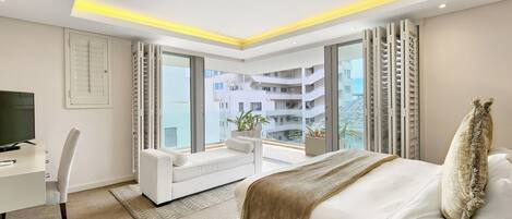 7 bedrooms, in-room safe, iron/ironing board, travel crib