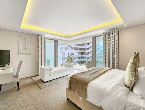 7 habitaciones y caja de seguridad en la habitación 