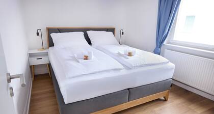 Design Apartment mit Kingsize-Betten & Balkon