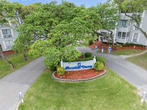 Property grounds - Beautiful Shore Drive Condo close to the Apache Pier Arcadian Dunes 15-159 (Myrtle Beach)