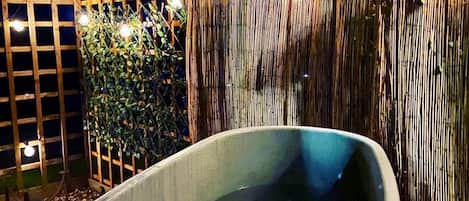 Baignoire à remous privée