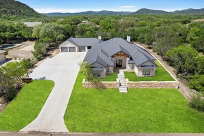 Exterior - Frio Firehouse @ Frio River Vacation Rentals (Concan)