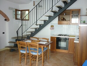 Ferienhaus, Gartenblick | Eigene Küche | Kühlschrank, Mikrowelle, Ofen, Herdplatte