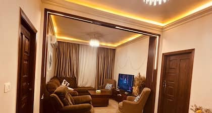 Cozy 1-bedroom condo with WiFi, AC in terrific Alexandria