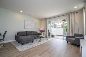 Smart TV - NEW House - 4 bed / Private pool (Clermont)