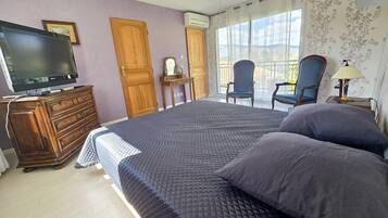 4 多间卧室、熨斗/熨衣板、免费 WiFi、床单