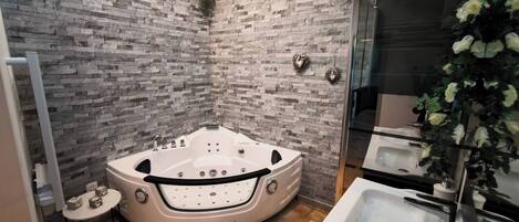 Hair dryer, towels, soap, shampoo