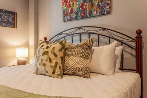 3 chambres, fer et planche à repasser, accès Internet