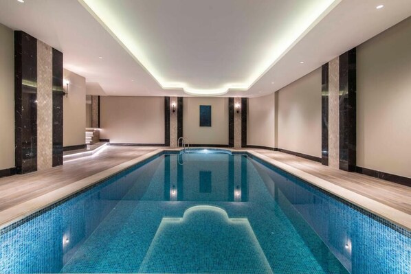 Pool - WAW Hotel Suites King Abdullah Road (Riyadh)