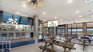 Bar (on property) - Condo by the Dock: Marina Views & Boat Rentals (Branson)