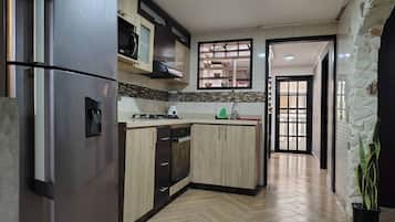 Fridge, microwave, oven, blender