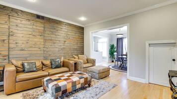 House (3 Bedrooms) | Front of property