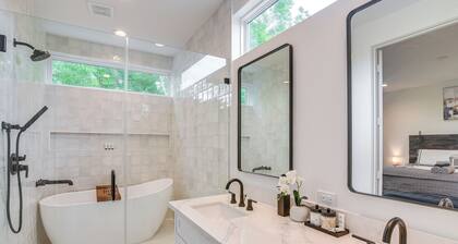 Newly Built Townhome 5 Mi to Nrg!