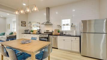 House (2 Bedrooms) | Front of property