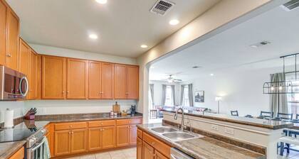 10 Mi to Dtwn Austin: Family Home w/ Communal Pool