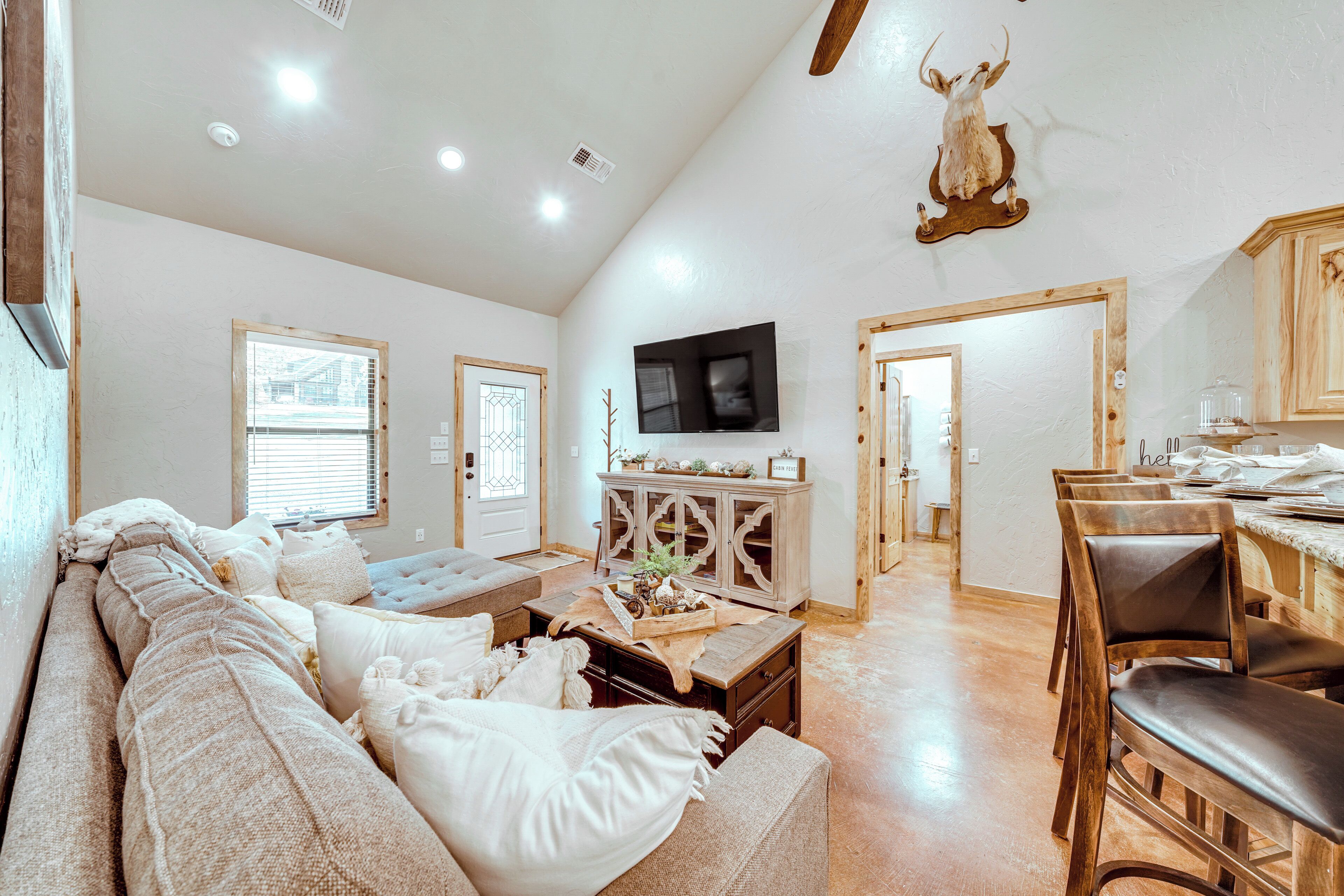 Talo (3 Bedrooms) | Sisätilat