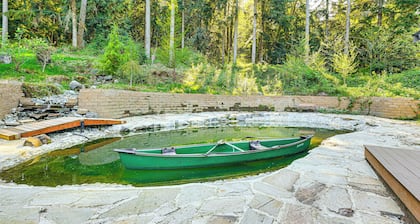 Hike & Explore: Guest Suite w/ Deck in Issaquah