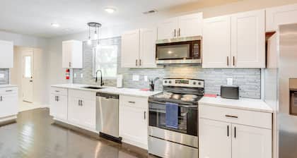 Yard w/ Patio: Family-friendly Home in Lamar!