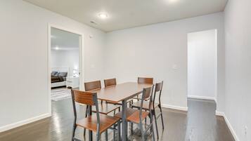 獨棟房屋 (4 Bedrooms) | 住宿內部